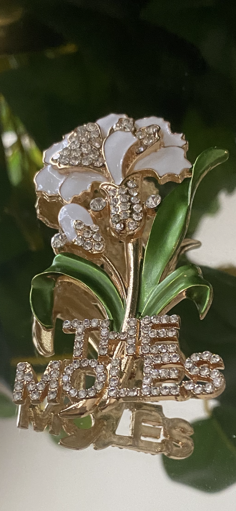 The Moles White Carnation Brooch in Gold Metal