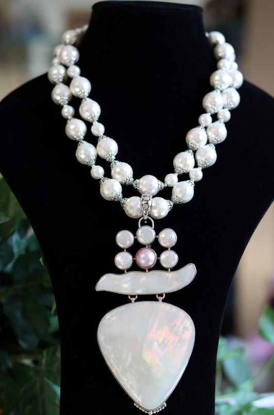 Mother of Pearl in Sterling Silver Pink Pearl Beaded Necklace